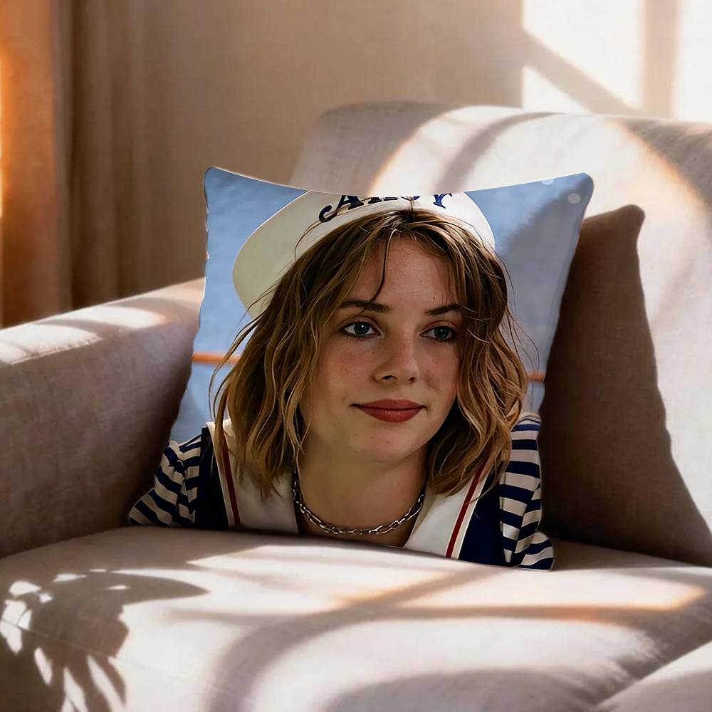 Retr Maya Hawke Pillow Case Pattern Printed Pillowcase For Living Room Sofa Cushion Cover