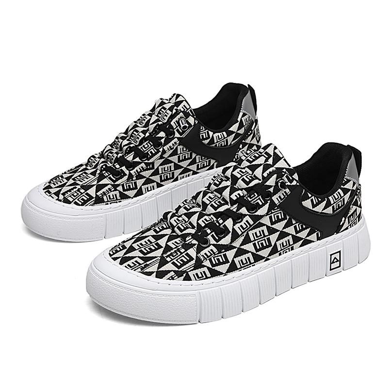 

Мужские кроссовки для бега Дышащая мужская спортивная обувь Удобная повседневная обувь Обувь для ходьбы Спортивная тренировочная обувь Тапочки Обувь больших размеров 44 чёрный