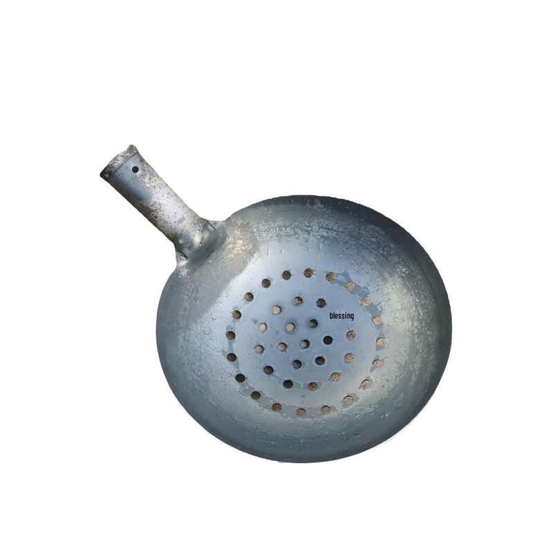 Бытовая ручная кованая железная ложка с прорезями