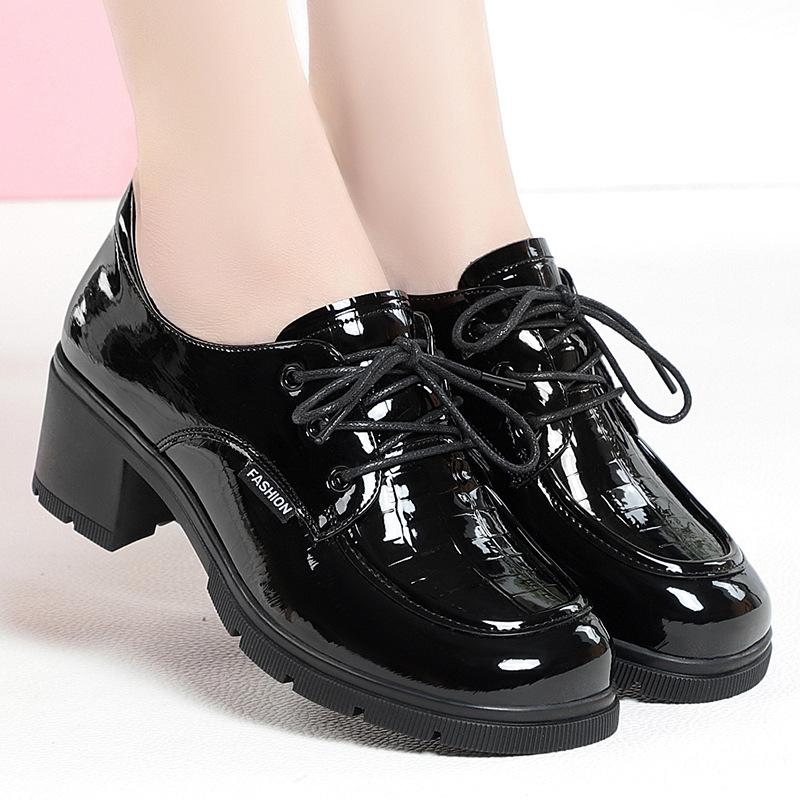 

4см Обувь Оксфорды в британском стиле, удобная, из яркой кожи, на платформе, осень 2025, женская, на среднем блочном каблуке, обувь для офисной работы, для мамы 41