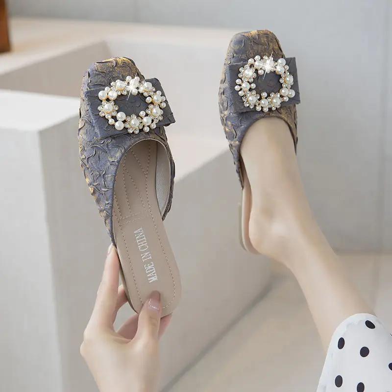 Fashion Woman Slippers Square Toe Flat Shoes for Women Wholesale 2025 Trend Sandals Chic and Elegant Casual Pvc On Sale New Style Slides