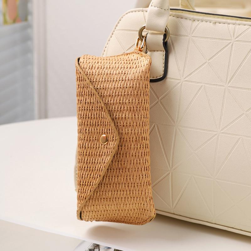 

Прочный ПП Материал Плетеный Соломенный Чехол для Очков - Шикарный Мягкий Защитный Чехол для Очков с Крючком для Женщин бежевый