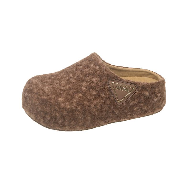 

Ретро внутренняя увеличивающая рост сумка голова тапочки женские для улицы новые удобные и универсальные ленивые на одном педале и полу-шлепанцы 40 коричневый