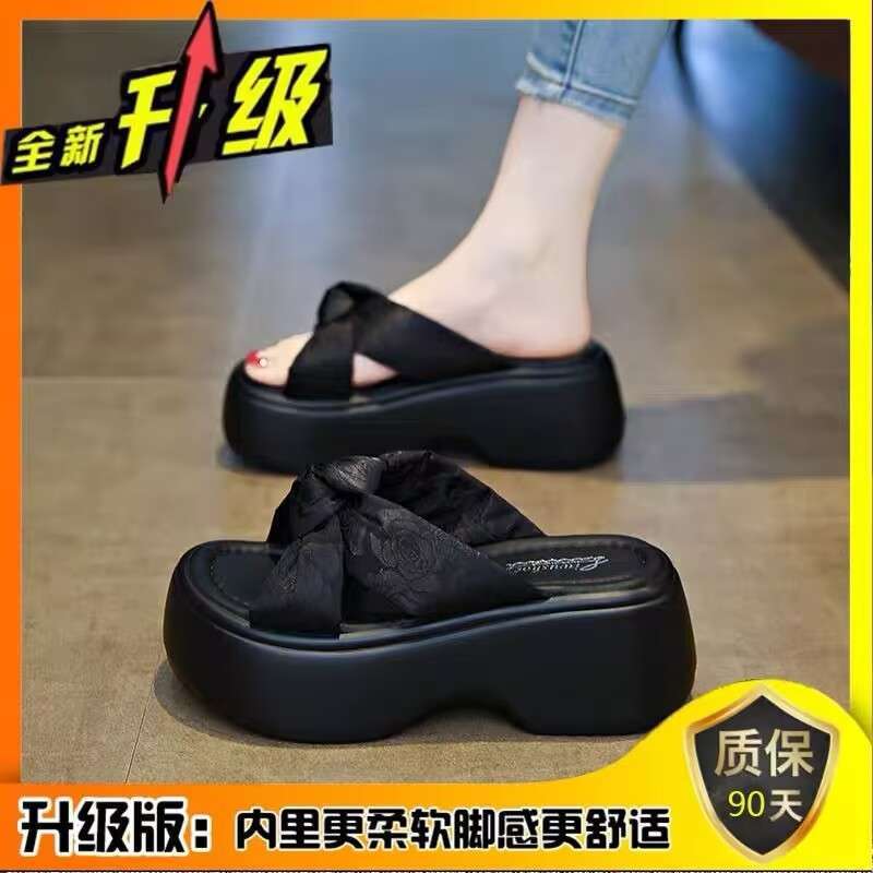 Gentle matching skirt platform slippers women's summer wear 2025 new muffin sandals high heels sandals soft-soled beach shoes