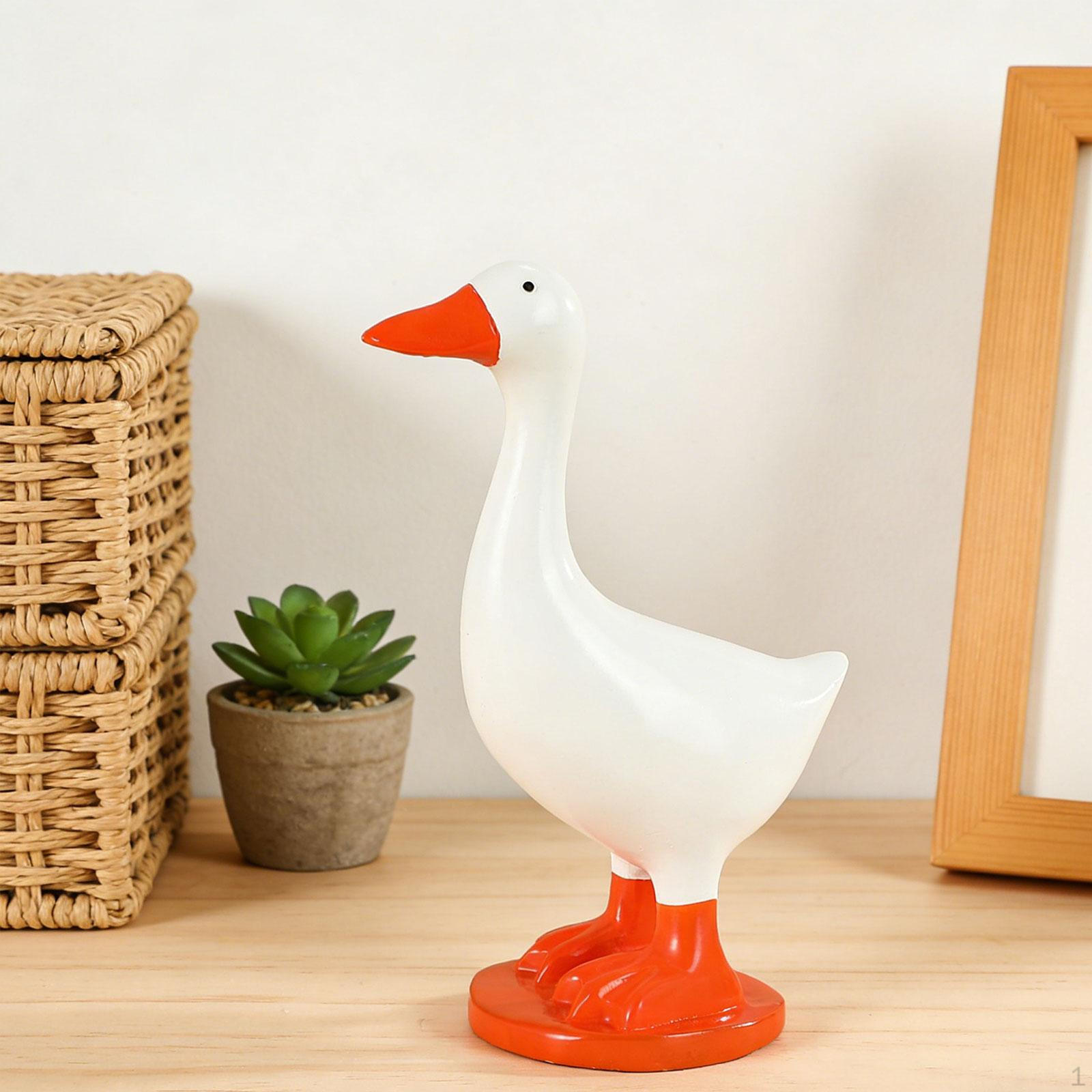 

Goose Key Holder Figurines Home Decoration Funny Hanging Resin for Housewarming 9.8x5.5x12.5cm