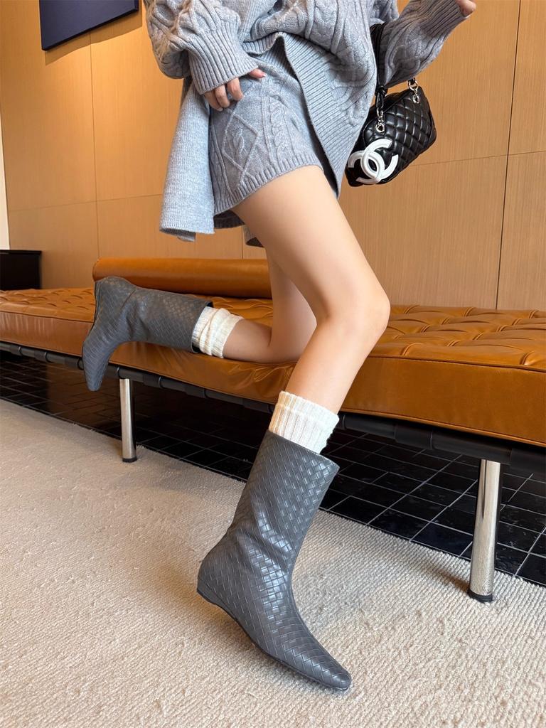 Cowhide version~ Fashion square head woven wide tube wedge short boots women's versatile medium boots French retro thin women's boots