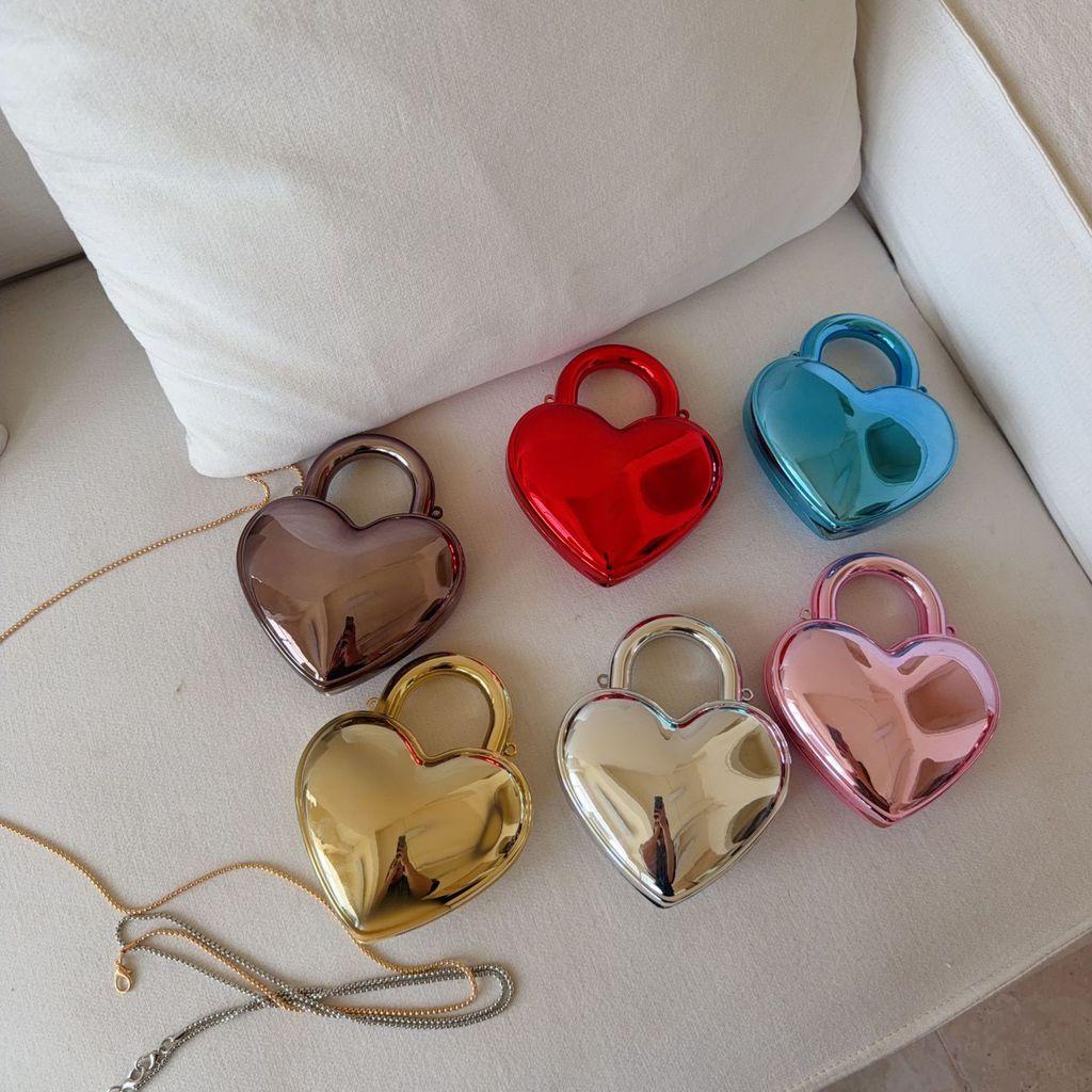 Acrylic Heart Shape Womens Chain Shoulder Bag With Magnetic Closure For Daily Use