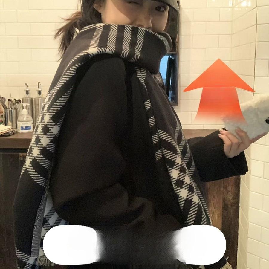 Korean Style Retro Plaid Scarf for Women New Autumn and Winter Niche Design Cold Proof and Warm Scarf