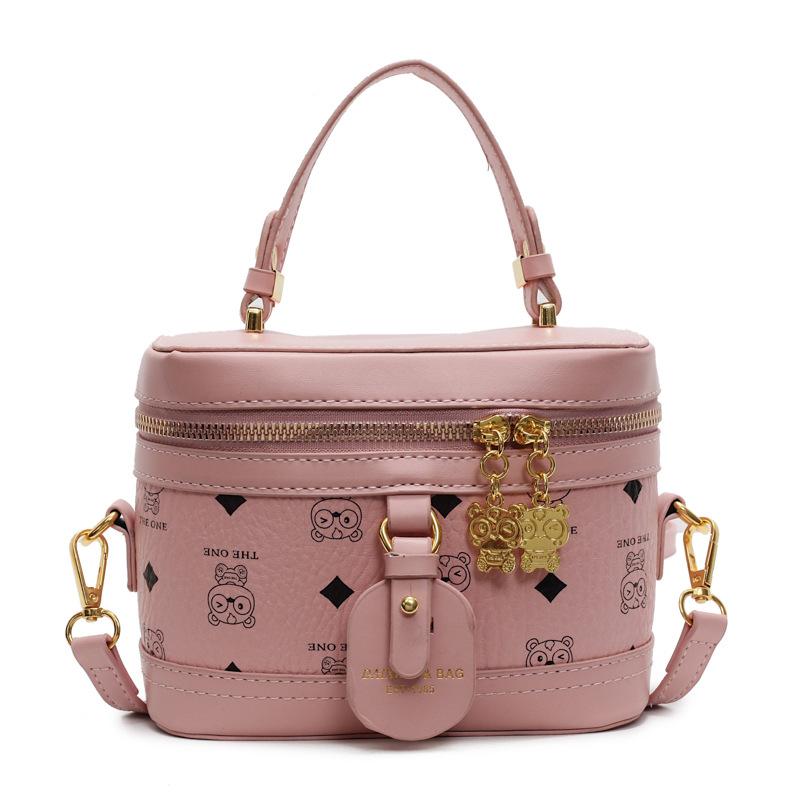 Fashion printed cartoon cute bear bucket bag women's new spring and summer cosmetic bag shoulder messenger bag