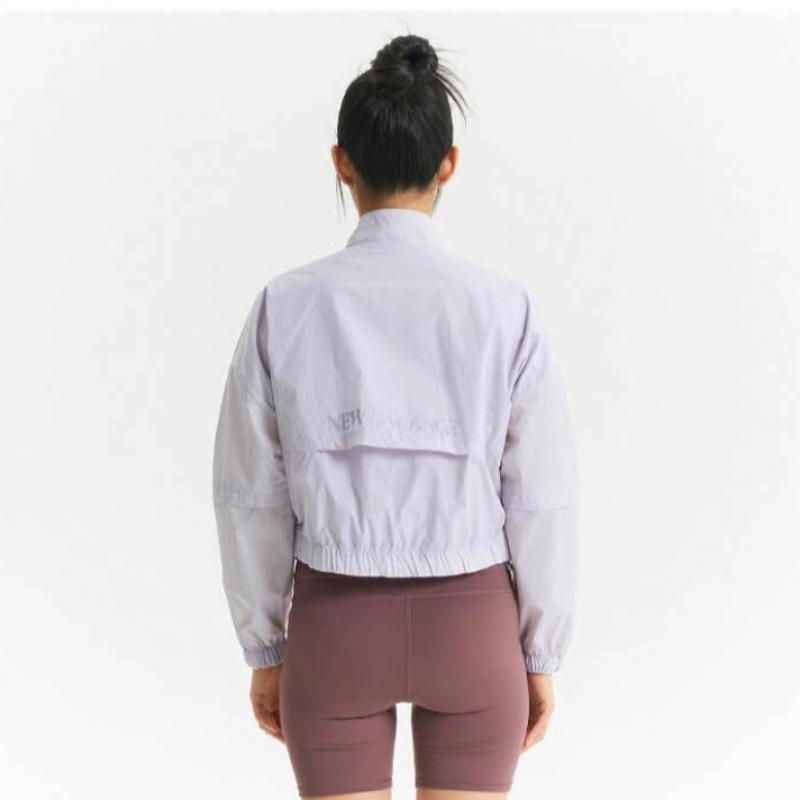 New Balance Jacket Lqj Nbnme2w412 70 Women Lightweight Semi Crop Stand Neck Wovenza