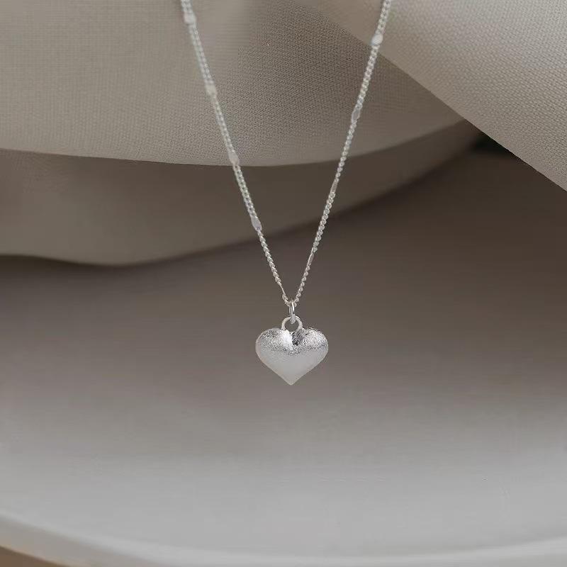 Brushed Heart Necklace in 925 Sterling Silver – 2025 Light Luxury Clavicle Design for Girls