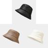 Minimalistische Leder-Fischerkappe mit kurzem Schirm zum Sonnenschutz und für Freizeitkleidung
