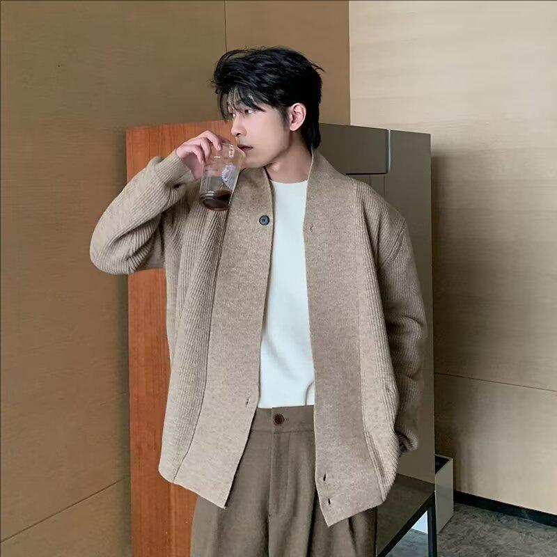 Men's Retro Japanese Cardigan - Autumn/Winter Heavyweight Knit Robe with Diagonal Placket