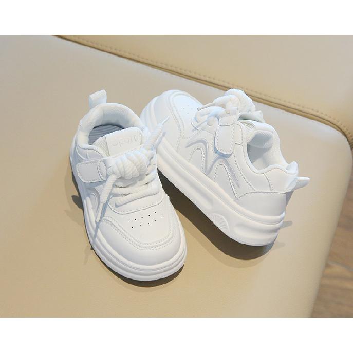 Spring and autumn new children's white sneakers, boys' sports shoes, lightweight girls' casual sneakers, soft-soled baby shoes