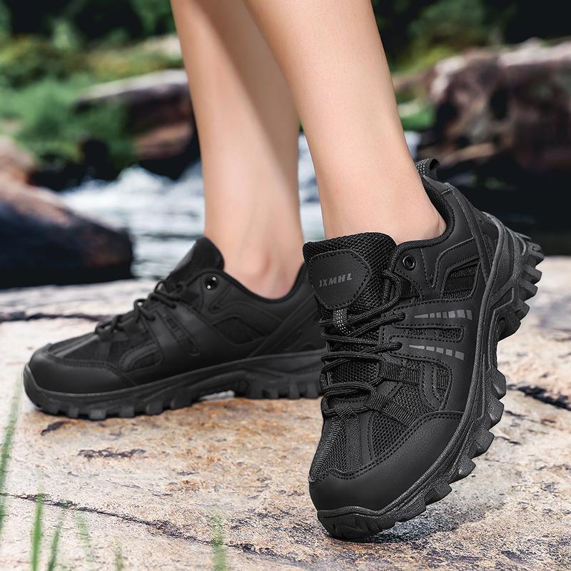 Fashion Breathable Slip on Male Casual Footwear Anti-slip Men Outdoor Walking Shoes Leisure Walk Mesh Flats Fashion Mens Casual Sneakers