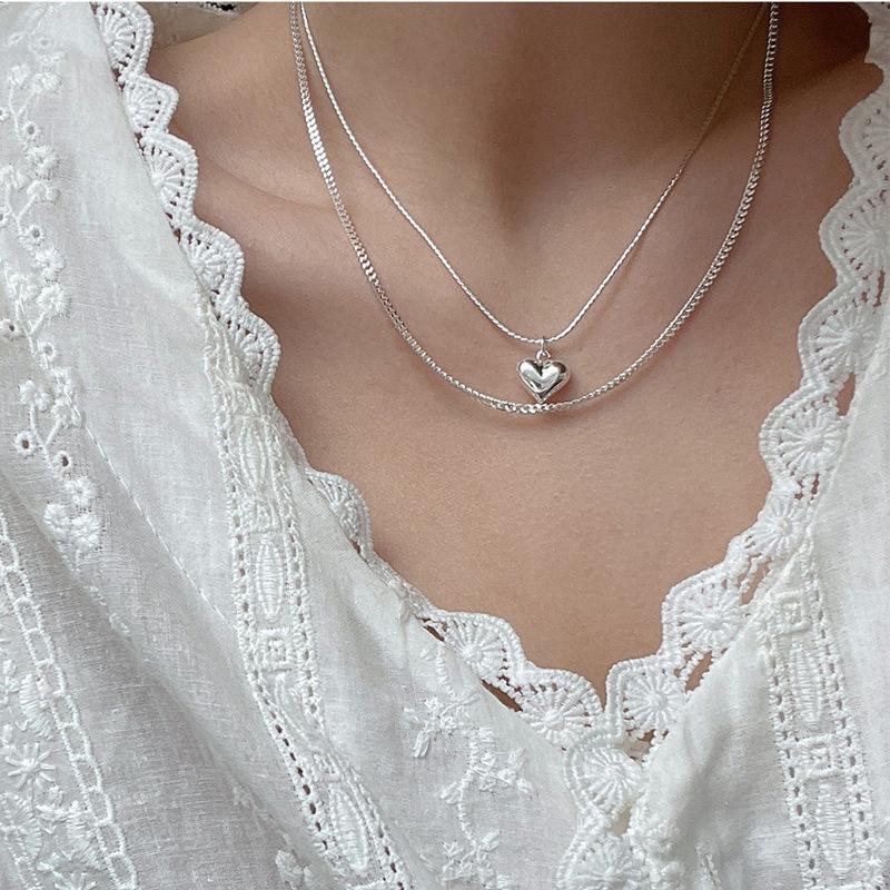 Elegant Korean Double Layer Heart Necklace - Retro Fashion Clavicle Chain for Women