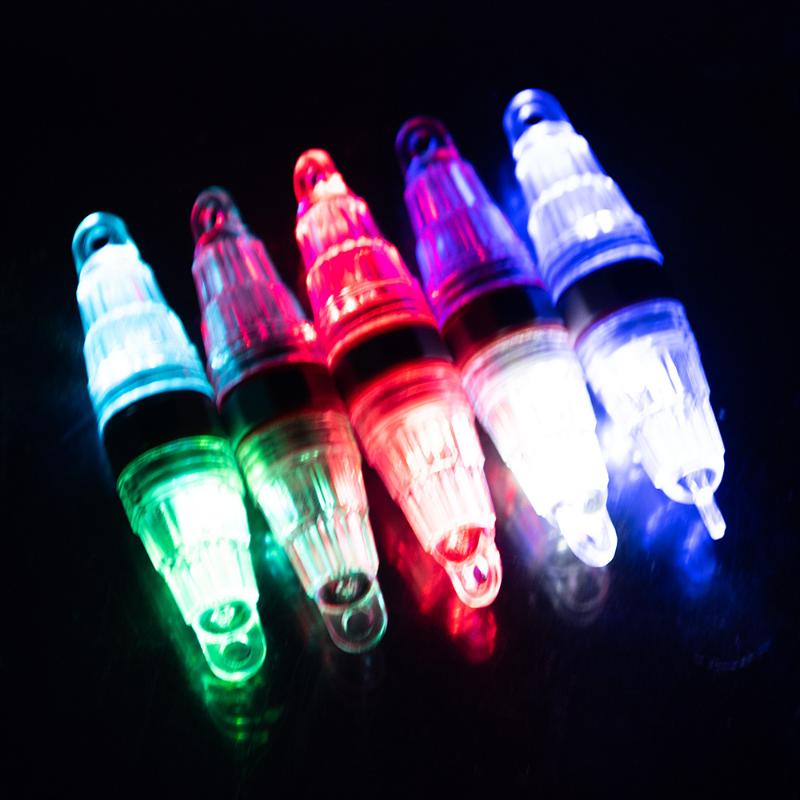 1Pc Led Fishing Light With 2 Battery Waterproof Dual Head Flashing Underwater Fish Suction Device Outdoor Fishing Accessories