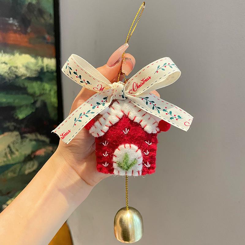 

Plush Bow Decoration Creative Plastic Red And Green Wind Chime Charming Gift Ornament For Home Decoration