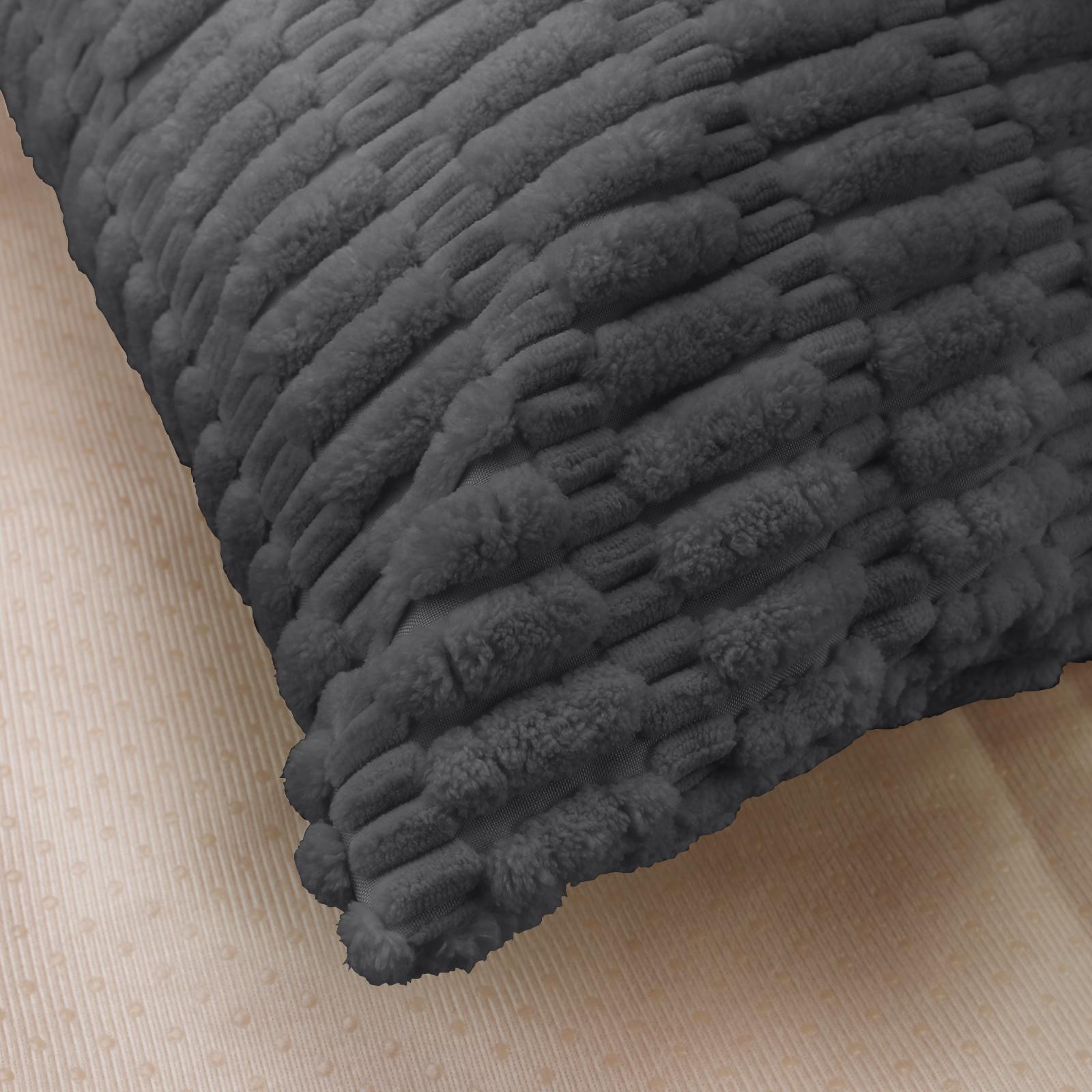 Упаковка из 26 наволочек 18x18 дюймов Мягкие вельветовые наволочки Кремово-белые декоративные наволочки для дивана Патио Гостиная 2pc 45CMx45CM 869₽