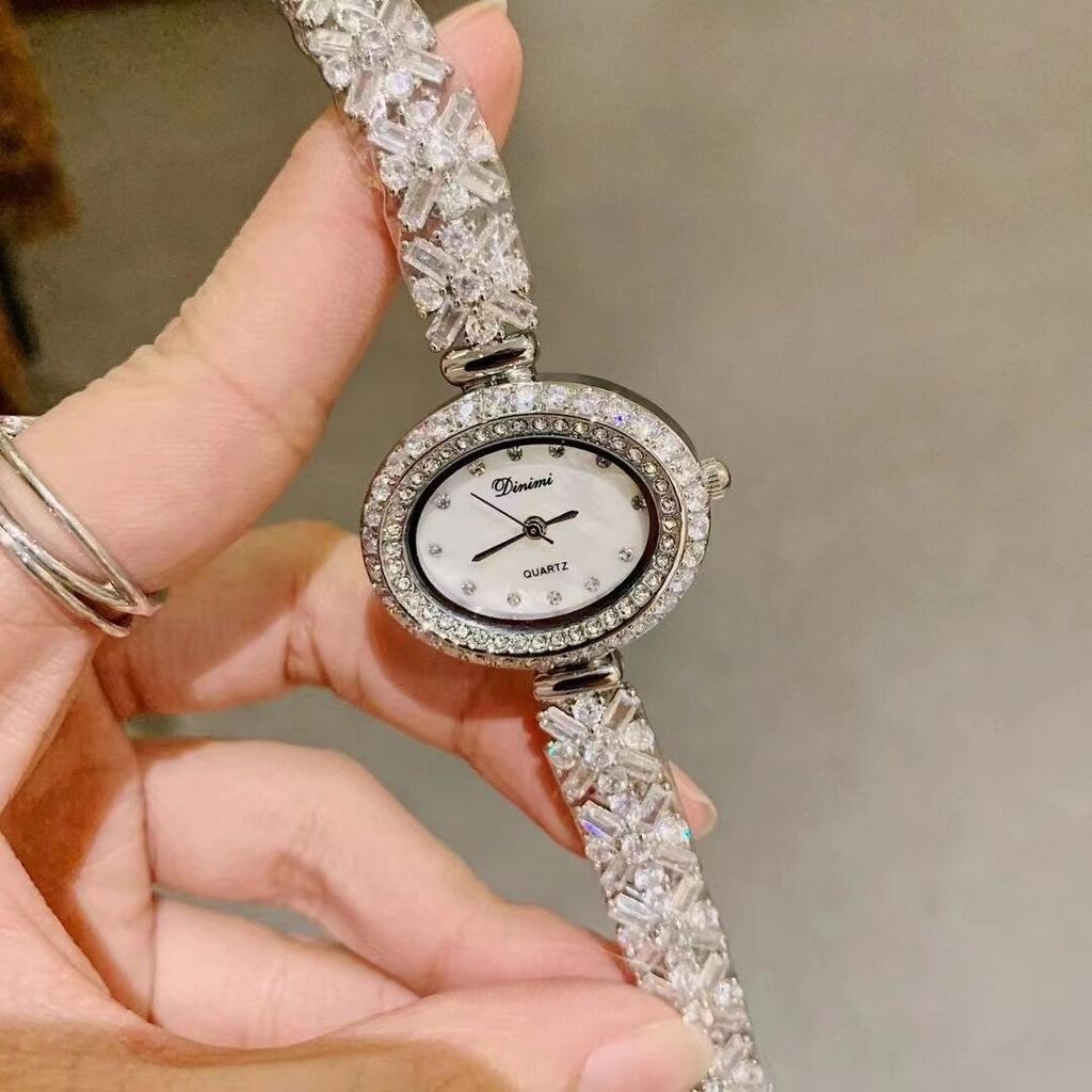 Oval Bracelet Women'S Watch Exquisite Fritillary Full Of Diamonds Zircon High-End Light Luxury Fashion Women'S Watch