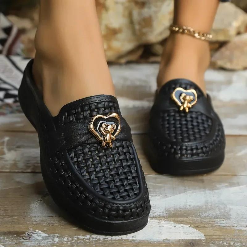 Fashion 2025 High Quality Baotou Women's Slippers Fashion Metal Decoration Casual Slippers Women New Non-Slip Flat Slippers Zapatos