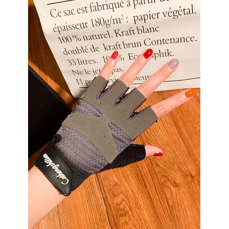 

Fitness gloves half finger men s and women s summer thin styles M серый