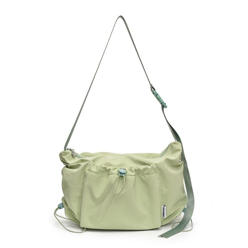 Nylon cloth large capacity tote bag women's new versatile pleated commuter shoulder messenger bag spring