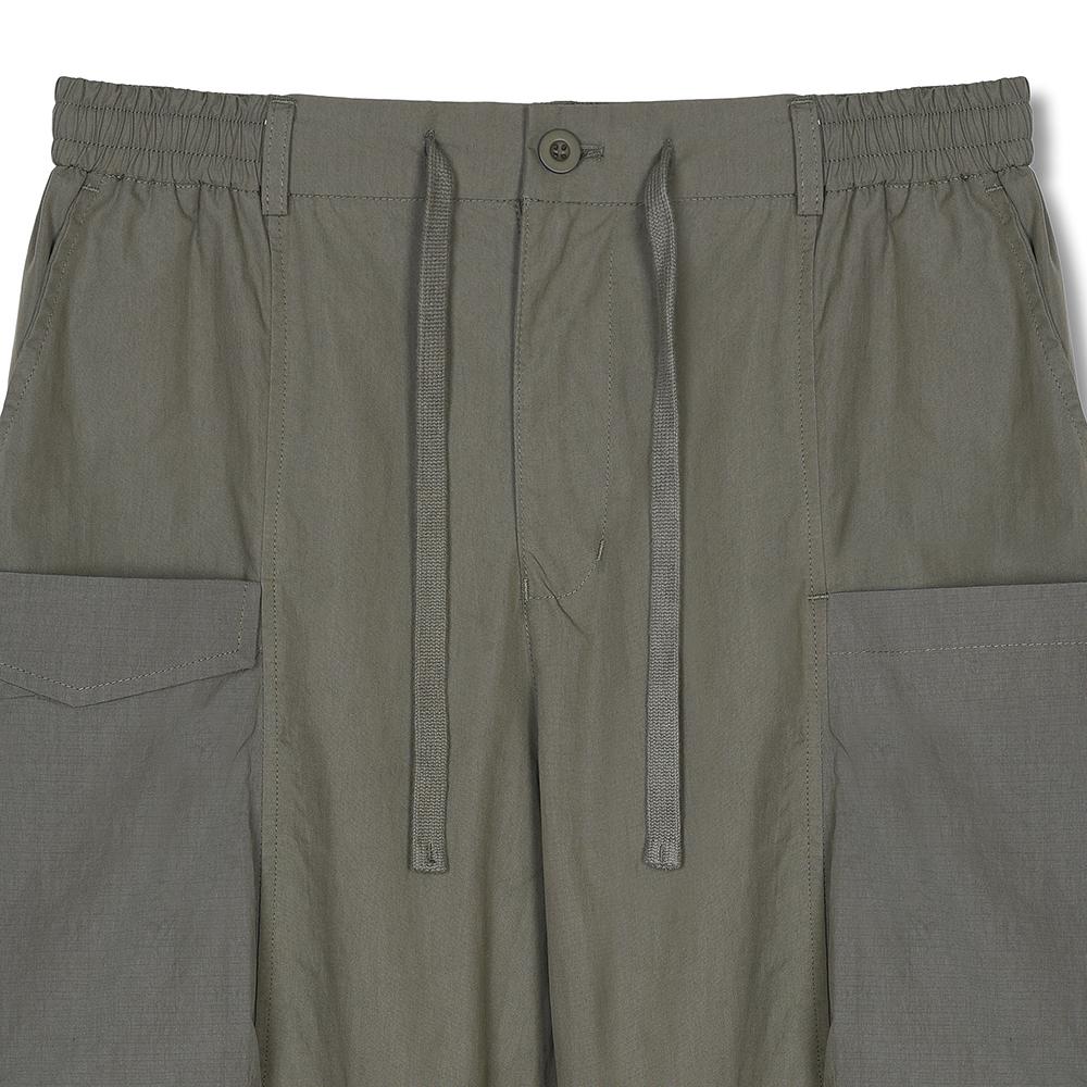 AOG PROJECT Big Pocket Cargo Pants (Khaki)