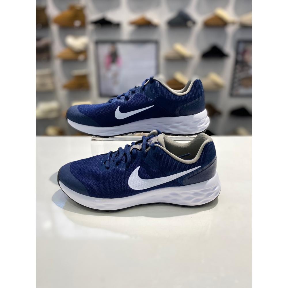 

Кроссовки для бега Nike DD1096 400 ЖЕНСКИЕ NIKE REVOLUTION 6 GS REVOLUTION 6