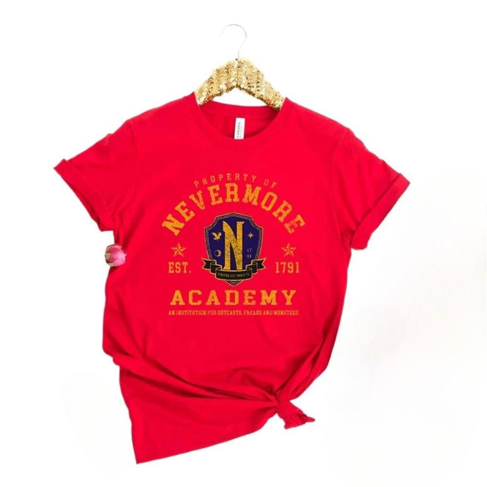 Tričko Nevermore Academy Tričko Wednesday Addams Nevermore Založeno 1791 Trička inspirovaná Rodinou Addamsových Cool trička z TV seriálů Hipsterská trička