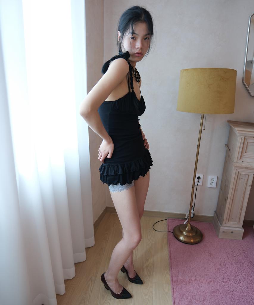 Lujeuseullibobeo Puff Rosette Dress *Black