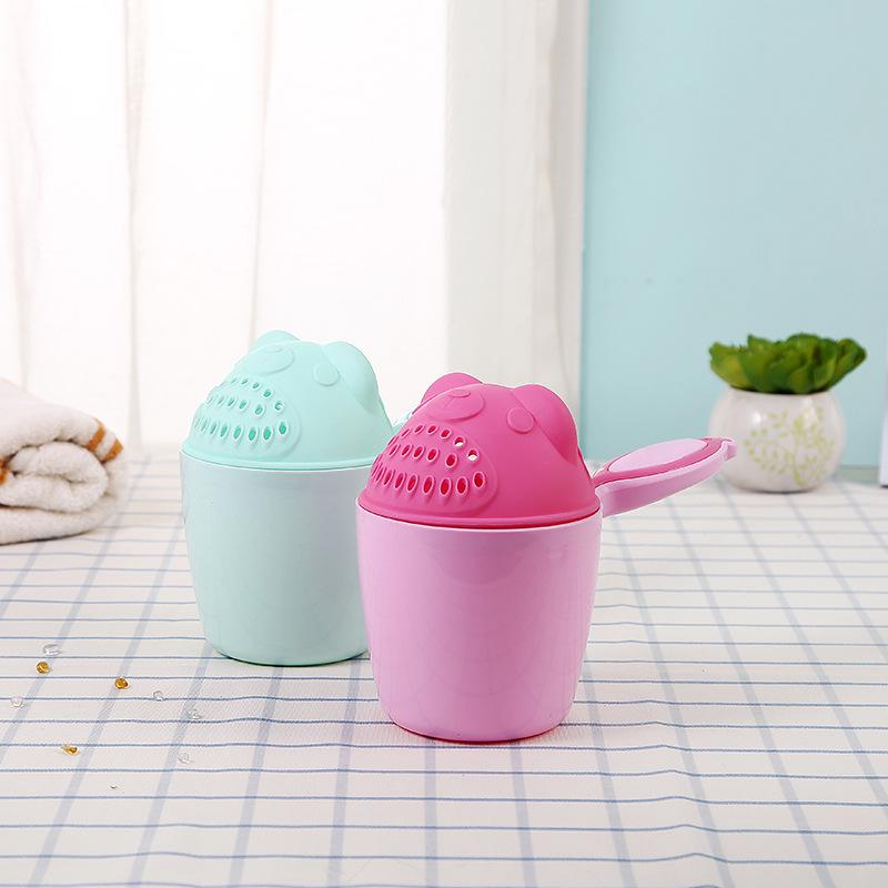 Children's Plastic Bath Cup - Thickened Handle Shampoo Spoon