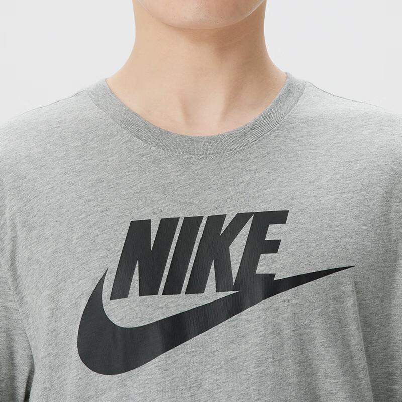 Nike Men's Gray Crew Neck T-Shirt