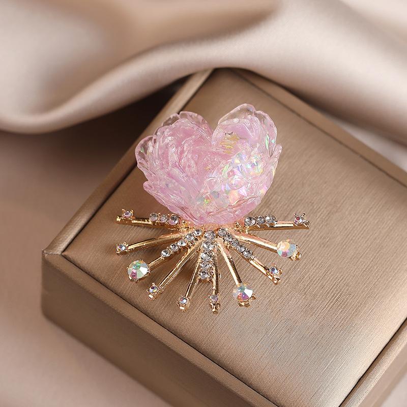 

[LA]1Pc Creative Heart Shaped Flower Pins Sweet Peony Flower Brooches For Women Fresh Plant Coat Suit Jewelry Accessories Gifts