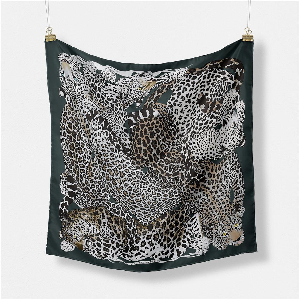 Twill Silk Scarf Woman Giraffe Painting Square Scarves Wraps Bandana Small Hijab Silk Foulards Tie Headband Neckerchief 53CM
