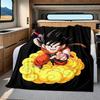 1pz Coperta in Flanella con Stampa Son Goku, Alta Qualità per Tutte le Stagioni, Decorazione per la Casa, Calore e Comfort, Perfetta per Regali di Natale