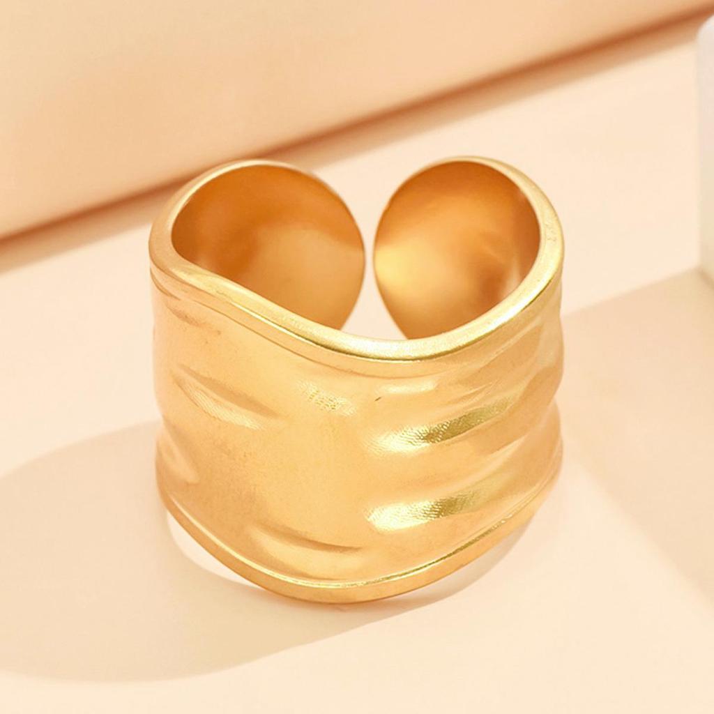 European and American Retro Women’s Wide Embossed Open Ring, 18K Gold Vacuum Plated Jewelry