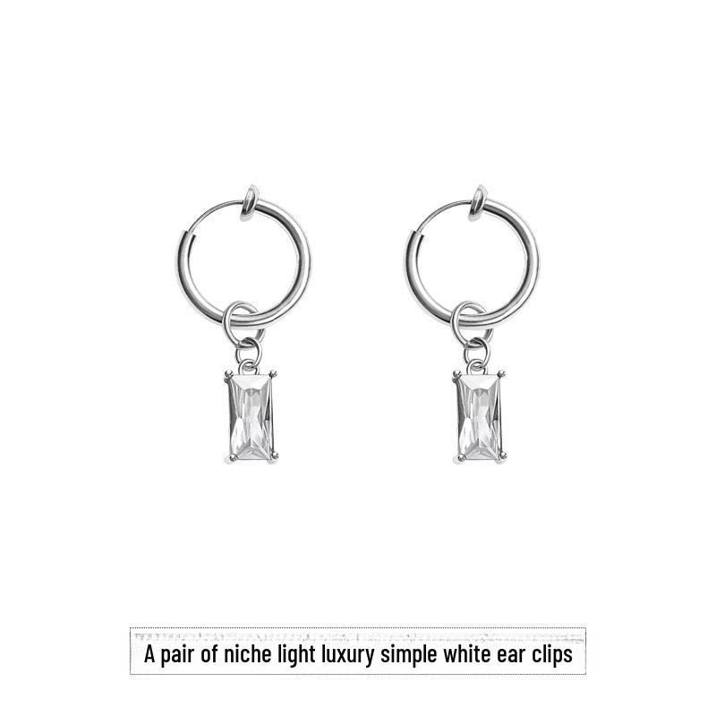 Retro High-End Non-Pierced Men's Earrings: Niche Design and Cold Style