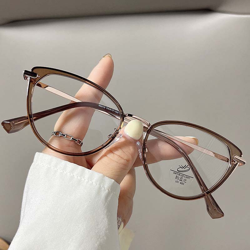 

2025 New Cat Eye Myopia Glasses for Women Ladies Nearsighted Eyewear Minus Blue Light Blocking Computer Eyeglasses 0 To -4.0 0