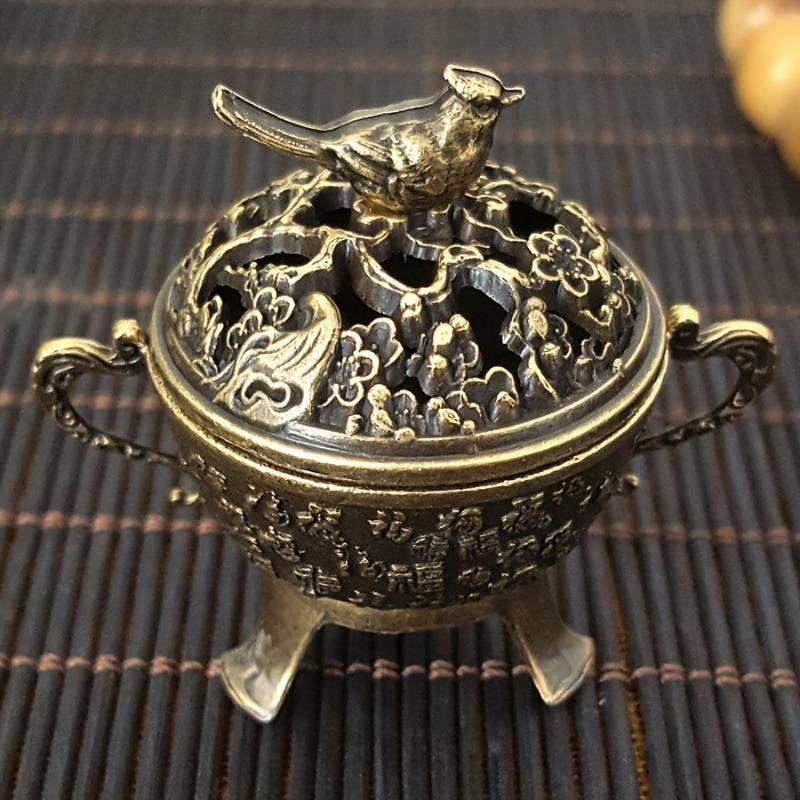 A Sandalwood Incense Holder Featuring a Magpie Design Perfect for Office Use Camping Gardens Patios And Candlelight Dinner Home Decor
