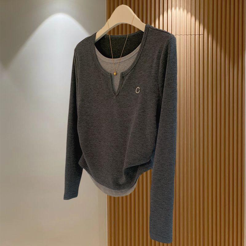 Two Pieces of Korean-style Embroidered Faux Tops with A Casual and Slimming Design for Women In Autumn and Winter