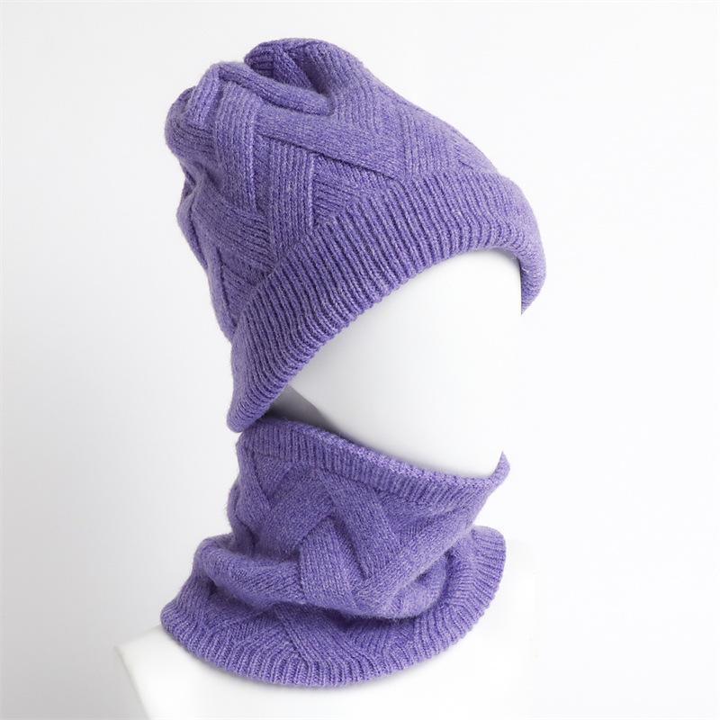 Solid color simple velvet thickened autumn and winter scarf scarf women's two-piece set warm knitted pullover hat windproof brimless hat