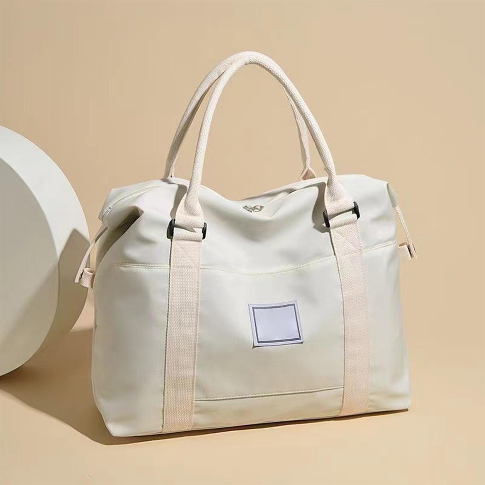 

Travel Carry- Luggage Bag, Travel Bag, Large Clothing Storage Bag One Size