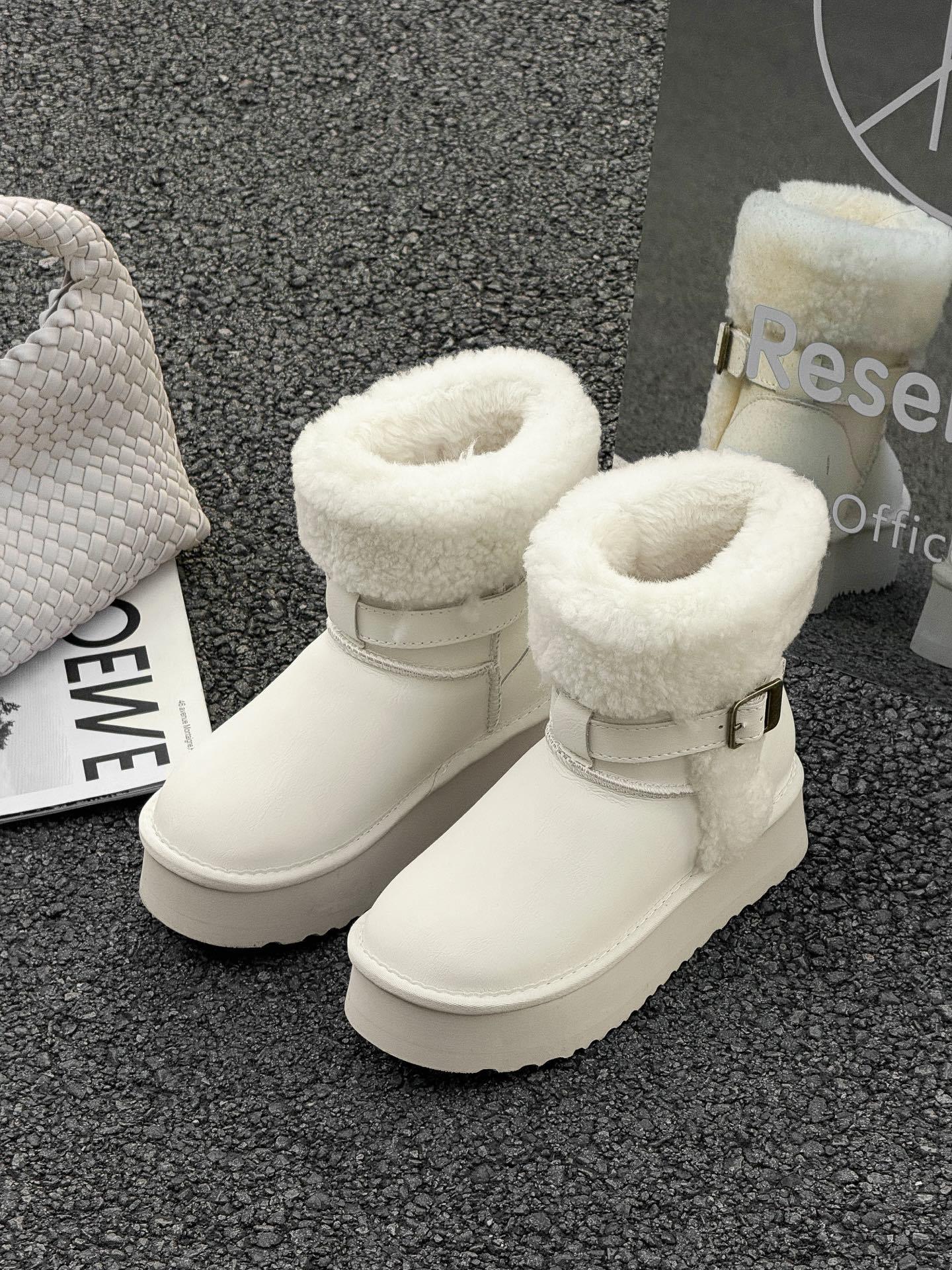 

Muffin platform snow boots women s winter new waterproof short tube heightening cotton shoes warm velvet bread shoes 40