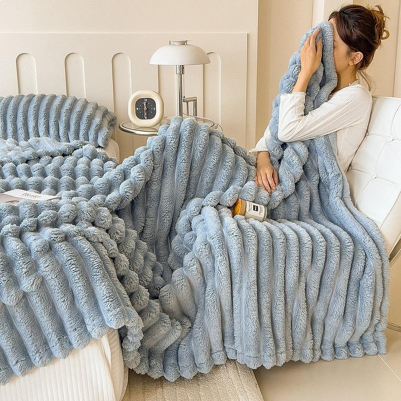 Rabbit Plush Blanket Thickened Winter Office Nap Sofa Coral Fleece Soft Warm Throw Blankets for Beds