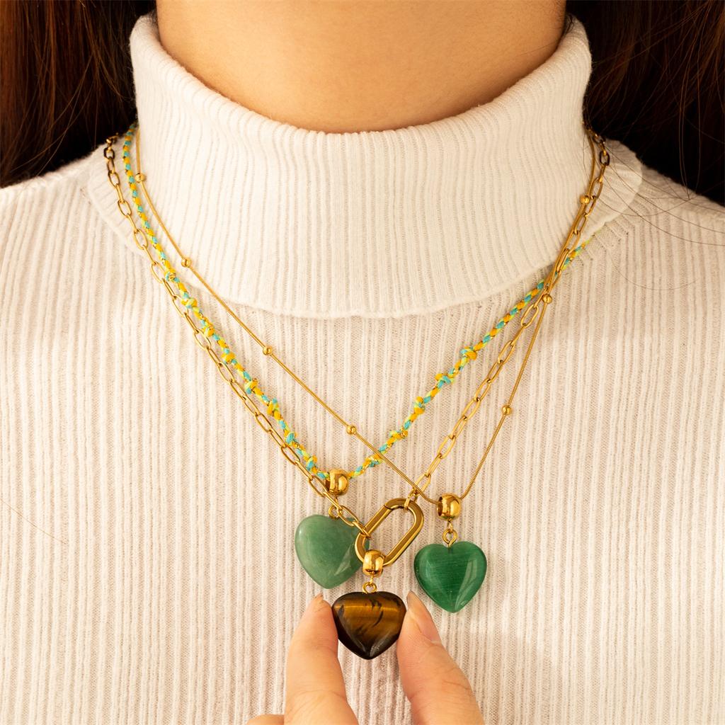 Handmade Beaded Necklace Women's Love Heart Natural Stone Pendant Necklace
