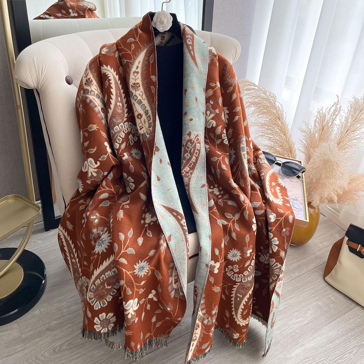 

2025 NEW Luxury Women s Two-Sided Paisley Leaf Cashmere Scarf Soft Warm Pashmina Shawl Winter Outdoor Coldproof Windproof Blank