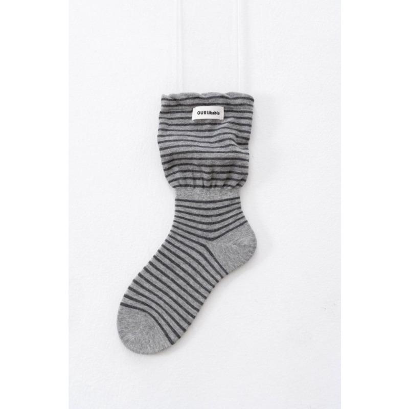 Wide-mouthed Socks for Autumn and Winter, Flared Flared Striped Socks, Women's Fabric Label Pile Socks, Women's Loose Mid-calf Socks