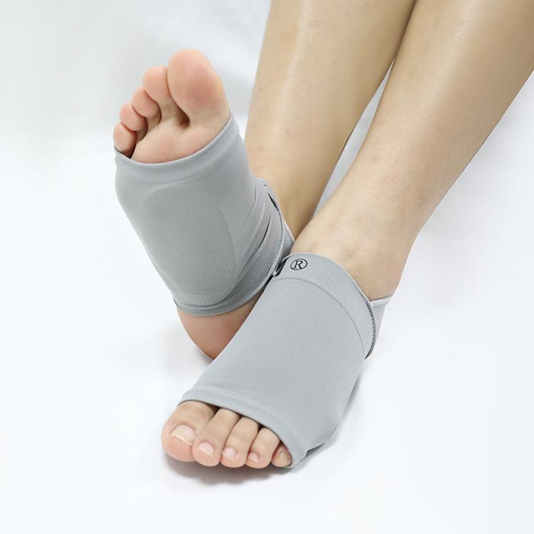 Orthopädische Einlagen mit Fußgewölbeunterstützung zur Korrektur von Plattfüßen