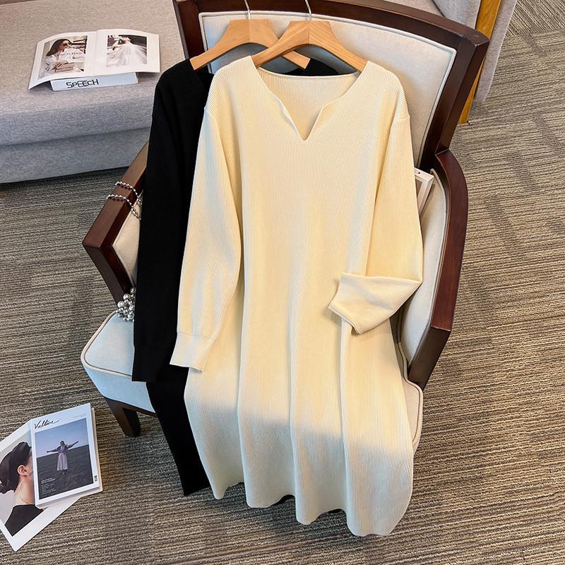 

Plus Size Women s V-Neck Sweater Dress, Bust Sizes 150/160, Fits Up to 300 Jin, Style 8039 3XL абрикосовый